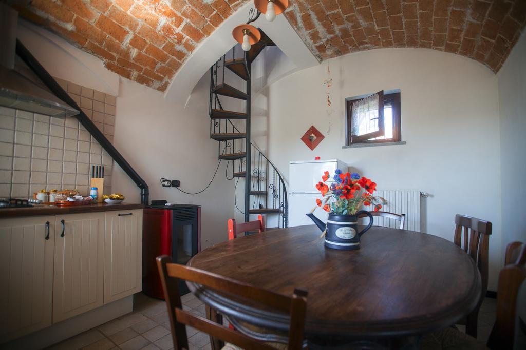 Ca Borgo Vecchio Apart otel Brusasco Oda fotoğraf